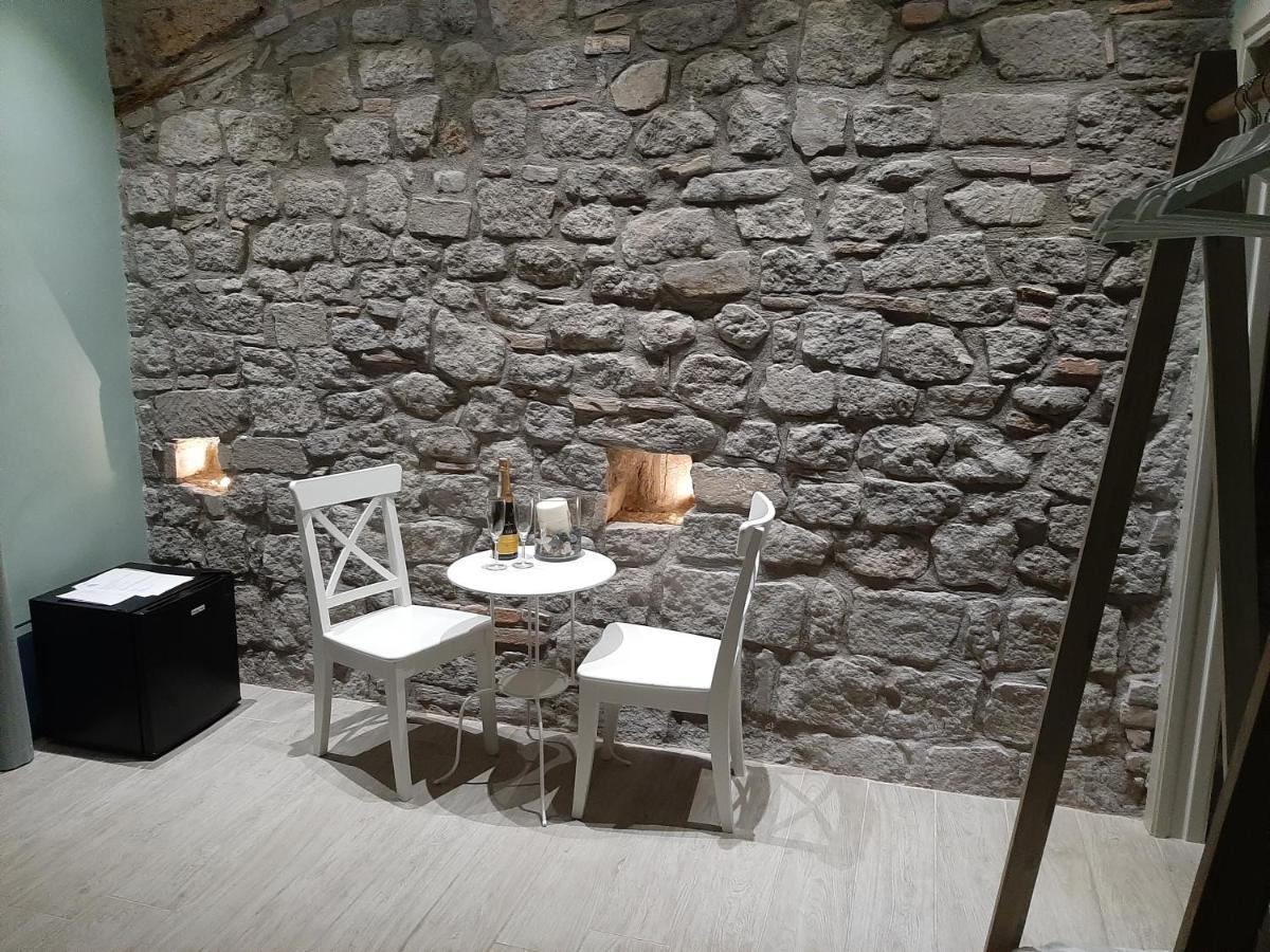 Al22 Di Piazza Del Gesu Hotell Viterbo Eksteriør bilde