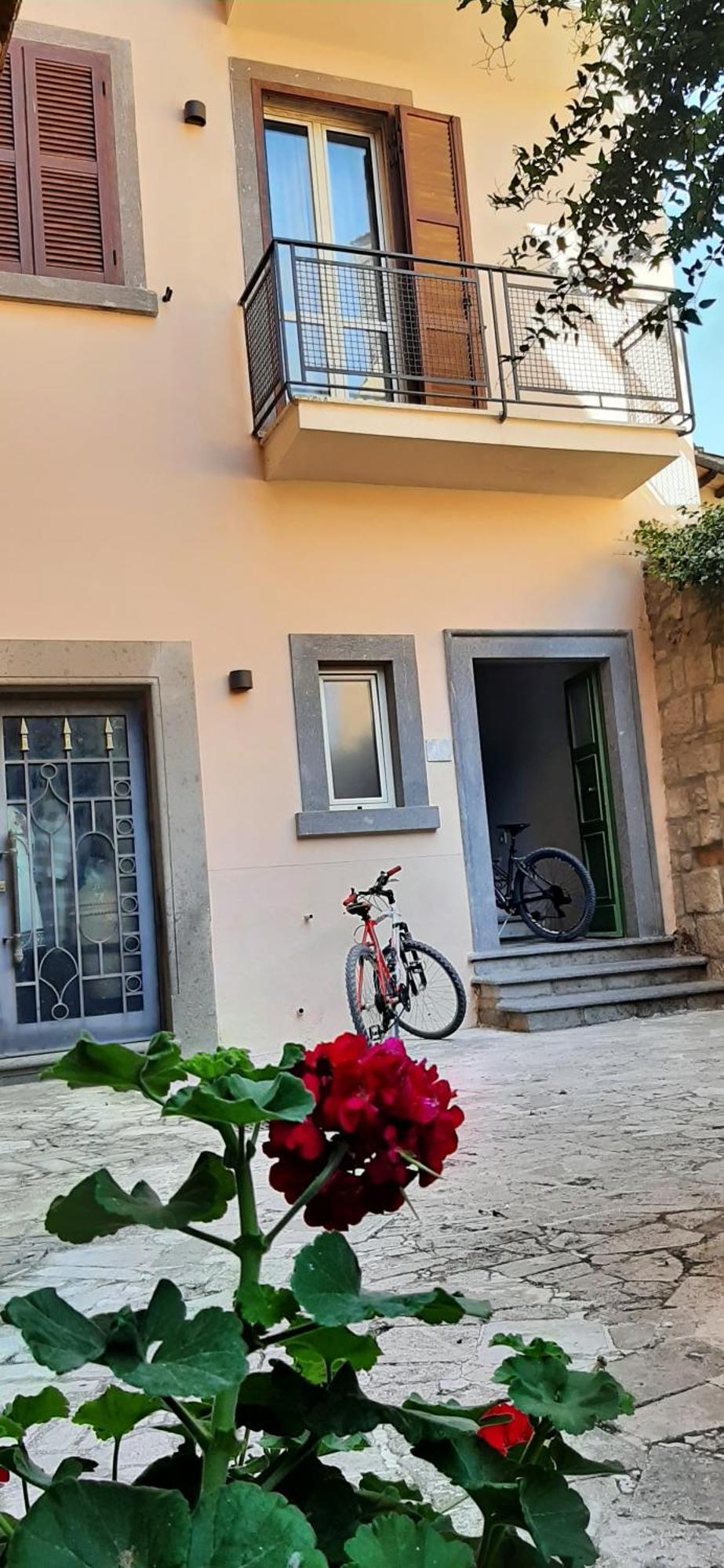 Al22 Di Piazza Del Gesu Hotell Viterbo Eksteriør bilde