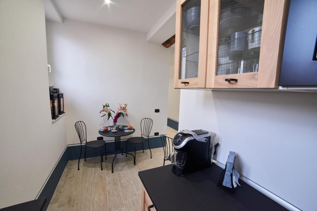 Al22 Di Piazza Del Gesu Hotell Viterbo Eksteriør bilde